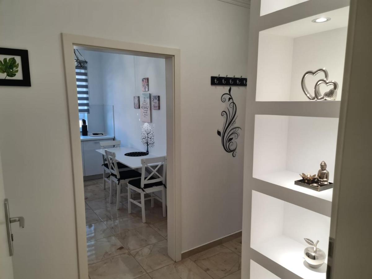 Appartamento Oscar House Braşov Esterno foto